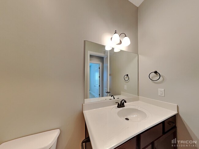 Building Photo - 162 Cobbler Cir