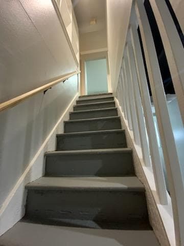 Building Photo - 10092 Coburg Lands Dr