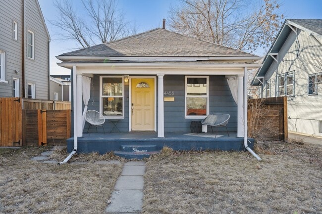 Primary Photo - 4455 Wolff St
