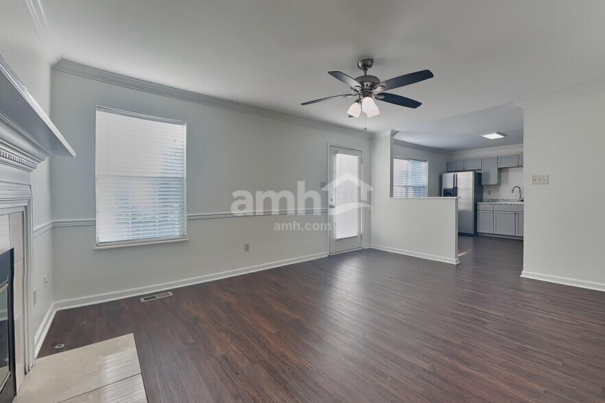 Building Photo - 10225 Highgate Cir
