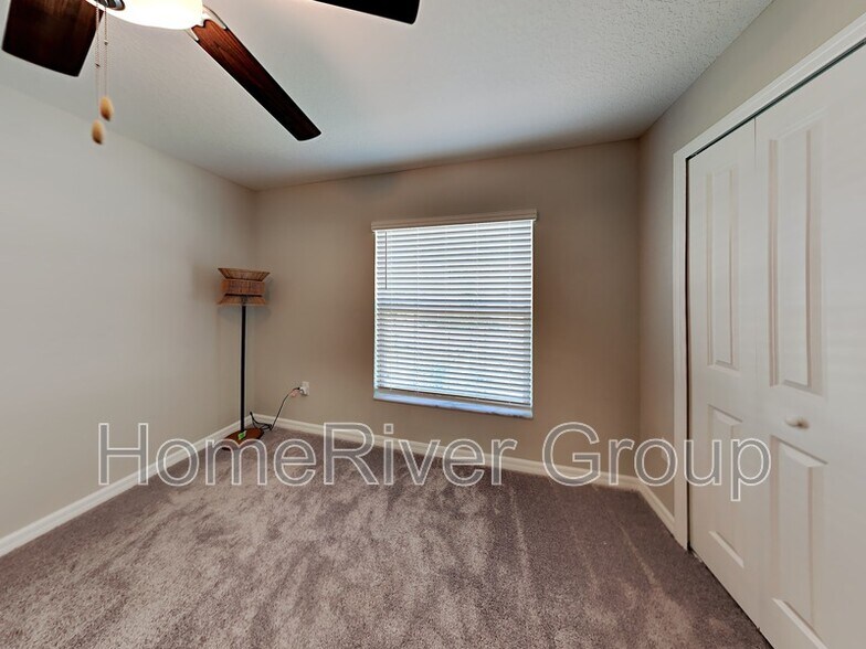 Building Photo - 10326 Scarlet Skimmer Dr
