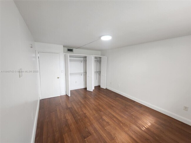 Building Photo - 8335 SW 152nd Ave