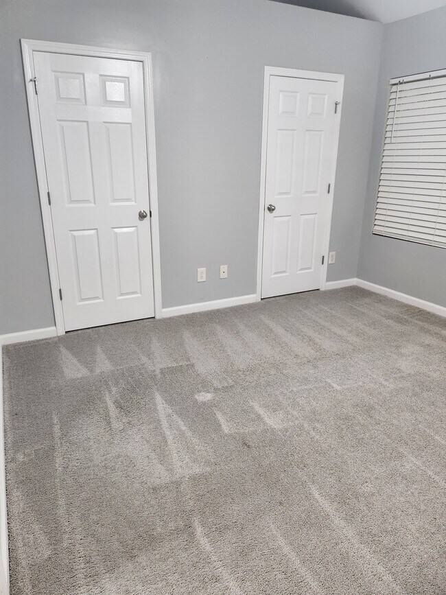 Bedroom - 5033 Lower Elm St