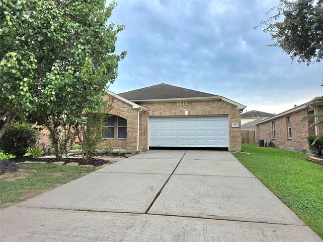 Primary Photo - 14411 Groveleigh Ln