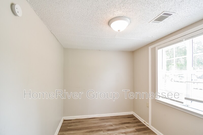 Building Photo - 5309 Longwood Cove