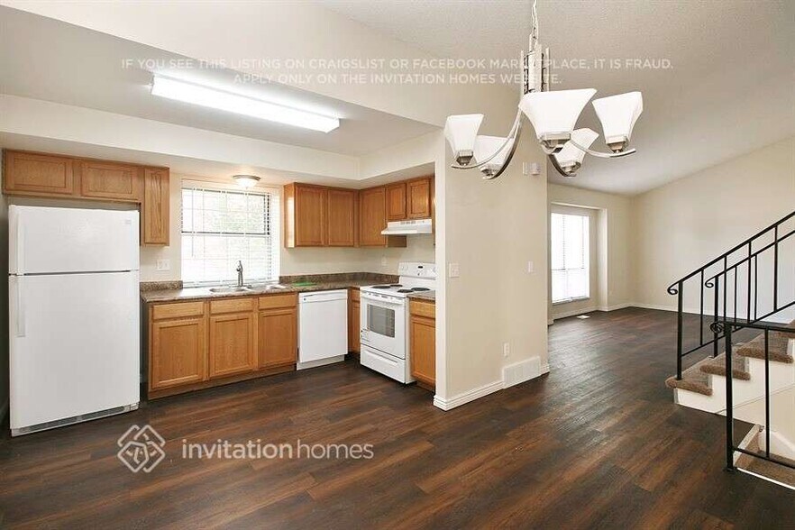 Building Photo - 4680 Crown Blvd