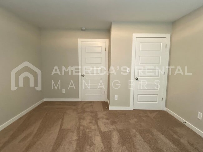 Building Photo - 1540 Brookhaven Dr
