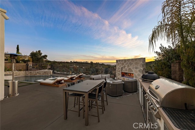 Building Photo - 1512 Camino Reservado