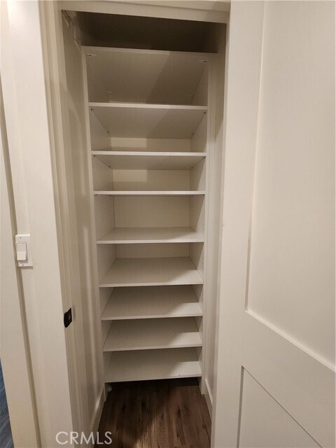 Building Photo - 120 S Francisca Ave