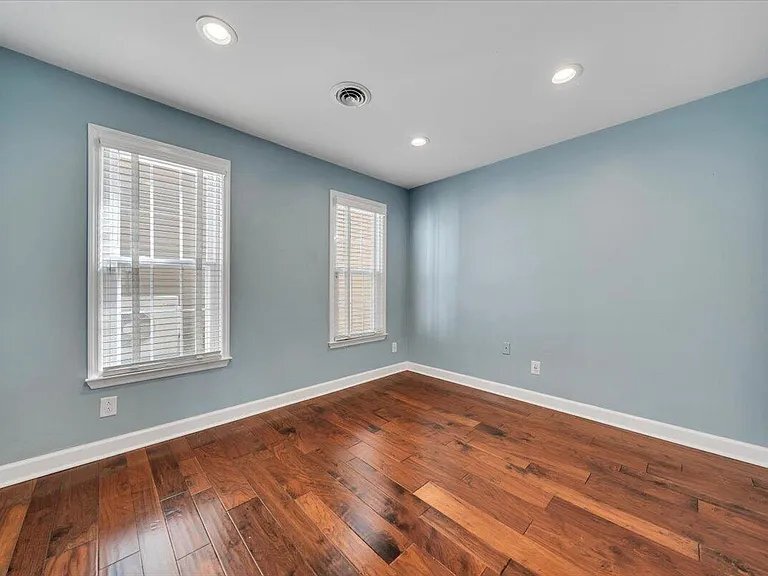 Building Photo - 2973 Winterberry Dr