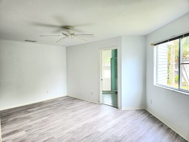 Building Photo - 2820 Citrus Lake Dr