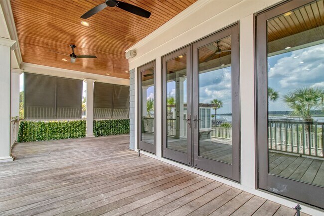 Building Photo - 4 Bedroom 4.5 Bath Home in Dunes West - Mt. Pleasant