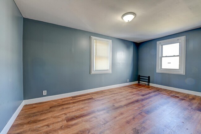 Building Photo - 245 Orange Ave