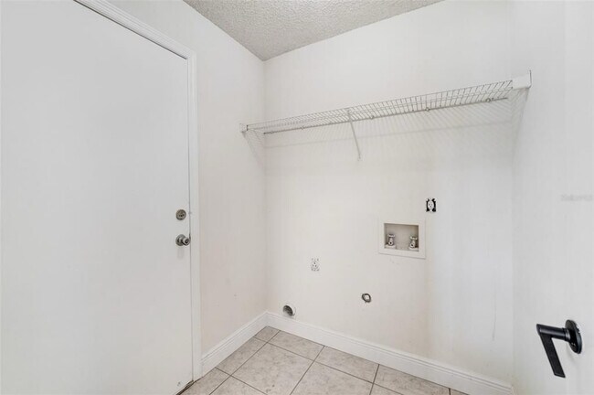 Building Photo - 1965 Teaberry Ct