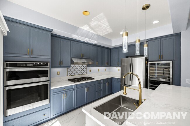 Building Photo - 9105 Calvin Way