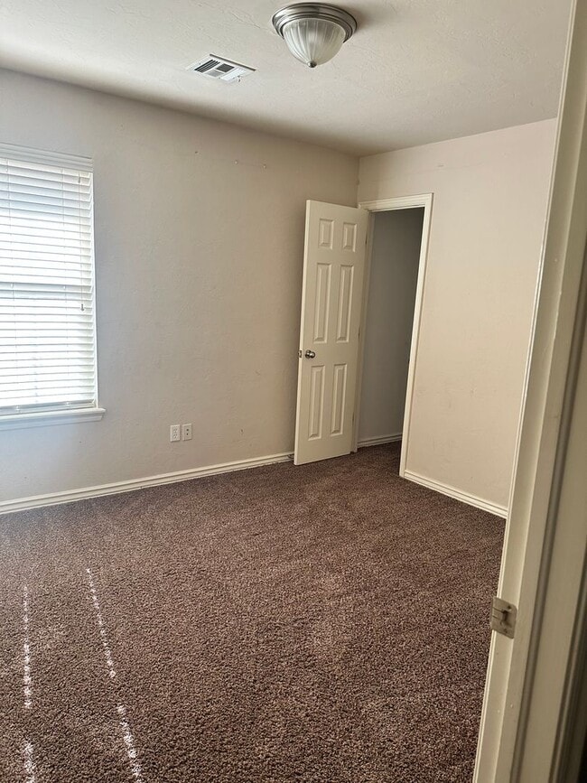 Building Photo - First Month Free! Close to Tinker!