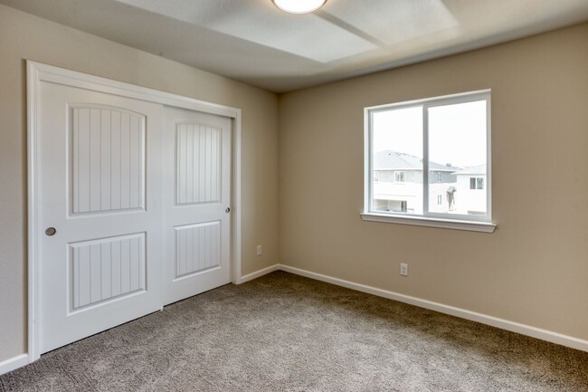 Building Photo - 828 Mission De Oro Dr