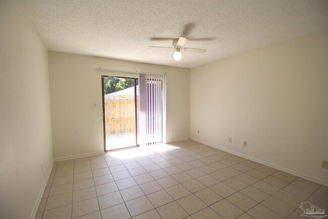 Building Photo - 5205 Charbar Dr