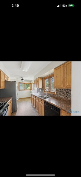 Building Photo - 1305 Cady St