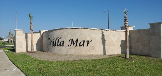 Building Photo - 4-Bedroom, 2-Bathroom in Villamar/Winter H...