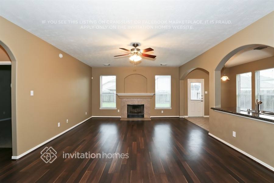 Building Photo - 17043 Sperry Landing Dr