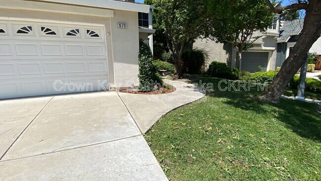 Building Photo - 673 Nacomis Ct