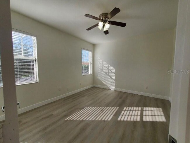 Building Photo - 240 West End Dr