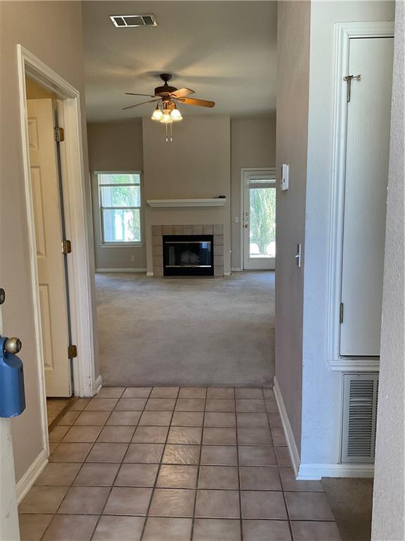 Building Photo - 202 Dana Dr