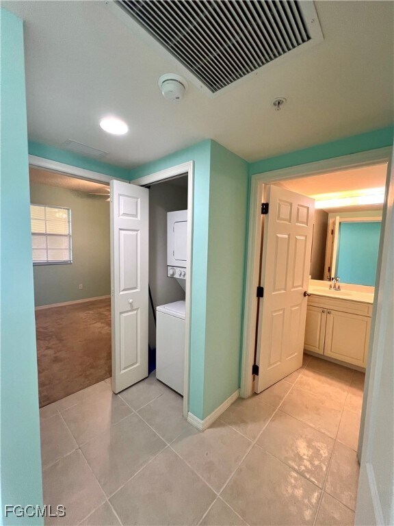 Building Photo - 1787 Four Mile Cove Pkwy