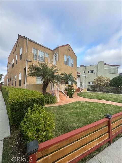 Building Photo - 1046 S Citrus Ave