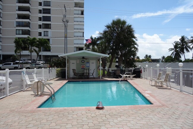 Building Photo - 2020 Terra Mar Dr