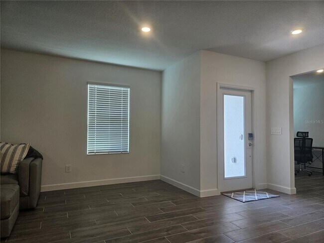 Building Photo - 10965 Teal Lagoon Isle