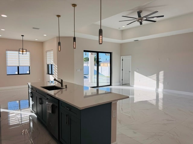 Building Photo - 2014 NE 9th Ave