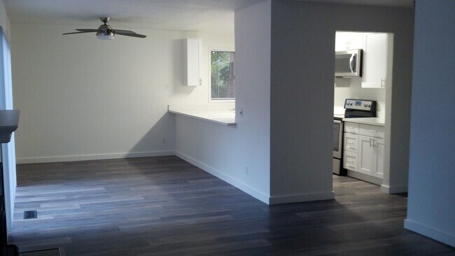 Building Photo - 13502 36th Pl W