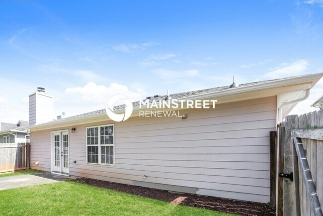 Building Photo - 3 Bedroom Pet-Friendly Home in COVINGTON, GA with Main Street Renewal