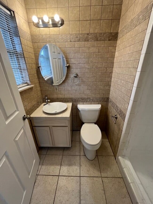 Building Photo - Nice 3 Bedroom 2 Bathroom House in Little Rock, Arkansas