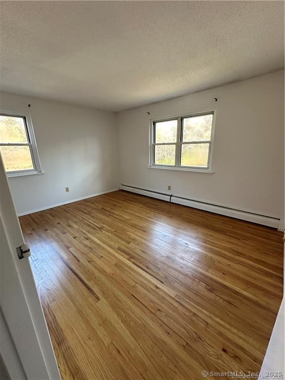 Building Photo - 482 Oak Ave
