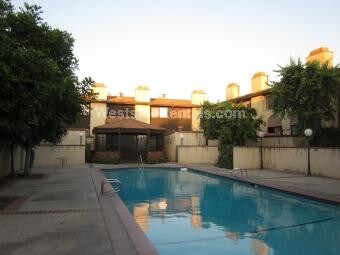 NA - 8750 Kester Ave