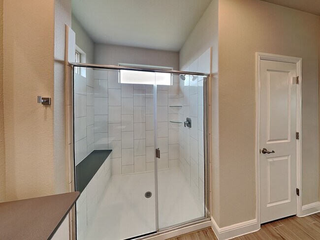 Building Photo - 212 Dunmore Dr
