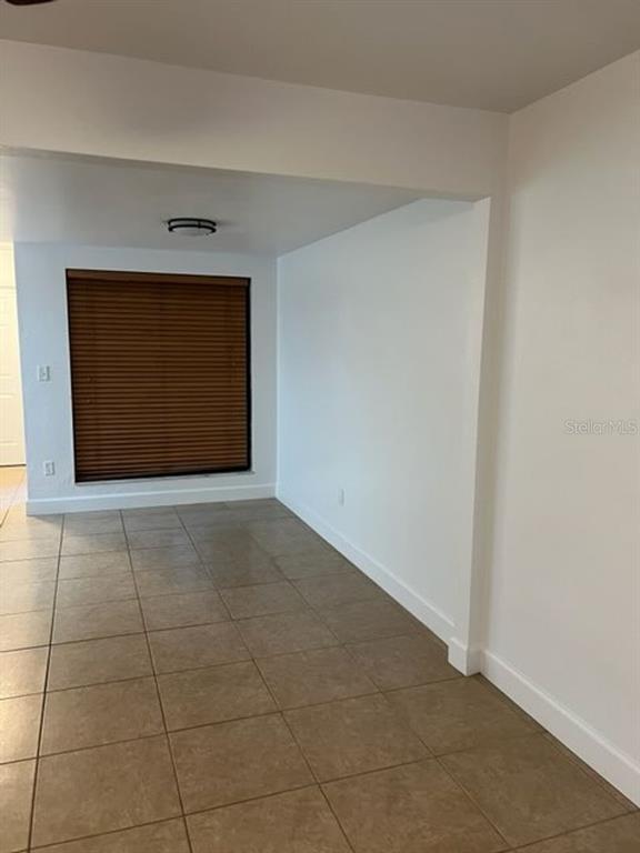 Building Photo - 5745 SW 10th Pl