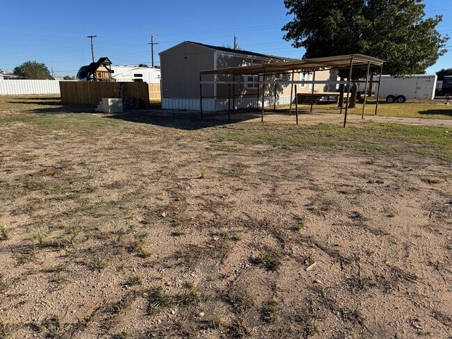 Building Photo - 7224 W 12th St