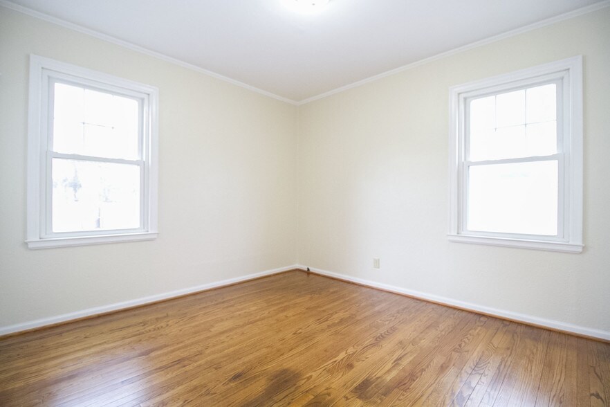 Building Photo - 1137 Cribb St