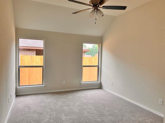 Building Photo - 422 Greenhaven Dr