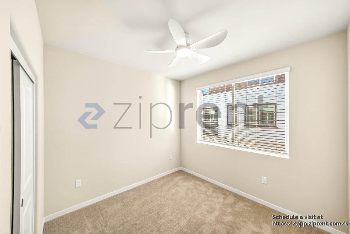 Building Photo - 9515 Hannah Wy