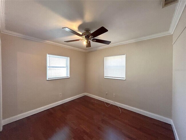 Building Photo - 6119 Sheelin Dr