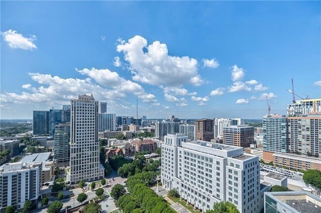 Building Photo - 1065 Peachtree St NE