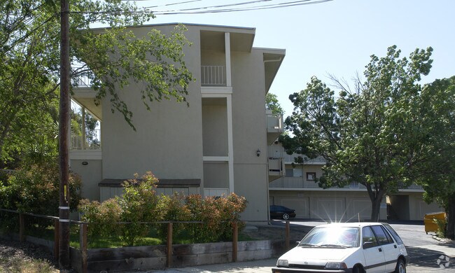 Building Photo - Clayton West