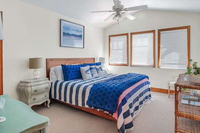 Building Photo - 203 Da Gullah Way