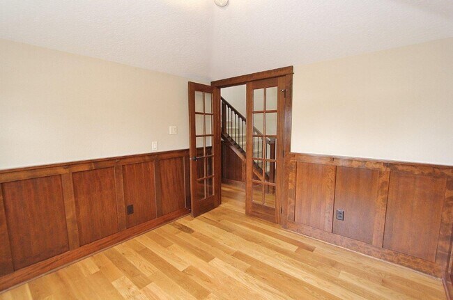 Building Photo - Patio Home in Downtown Eagle!