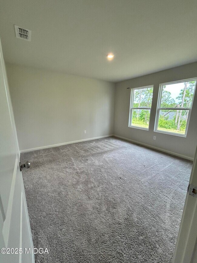 Building Photo - 272 Laurel Springs Dr